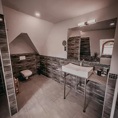 Otel Vegvari