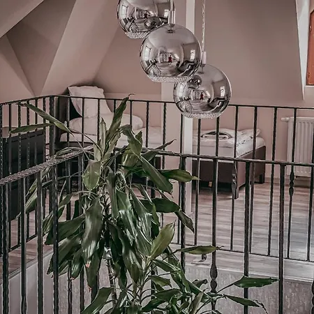 Otel Vegvari