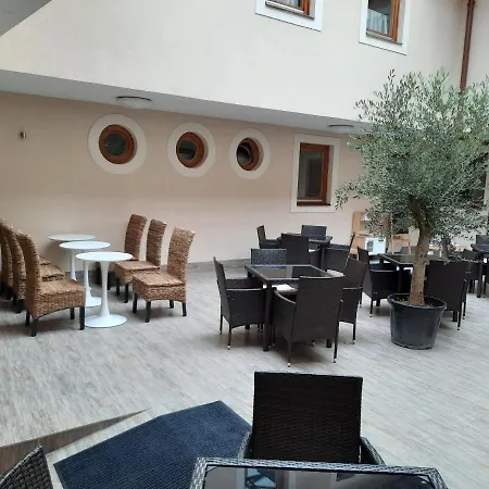 Hotel Vegvari Eger