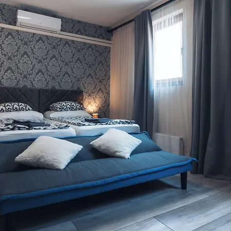 Végvári Hotel